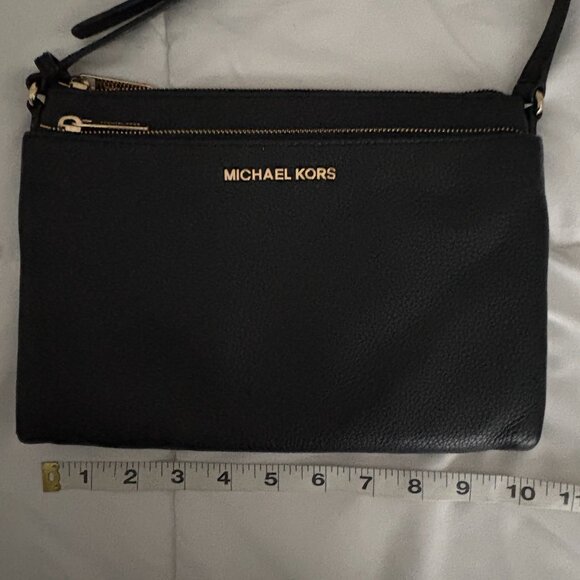Michael Kors Pebbled Leather Black Crossbody Double Zip Adjustable Strap - Picture 3 of 11